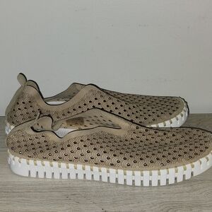 Isle Jacobsen Tulip Tan Women’s  Lightweight Loafer EU 42 US‎ Size 11.5-12